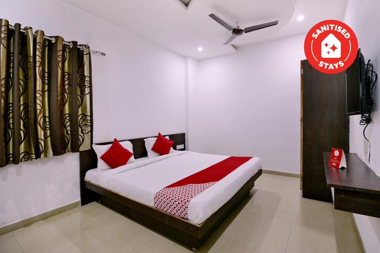 Oyo 9969 Hotel Kshipra Dham Ujjain Bagian luar foto